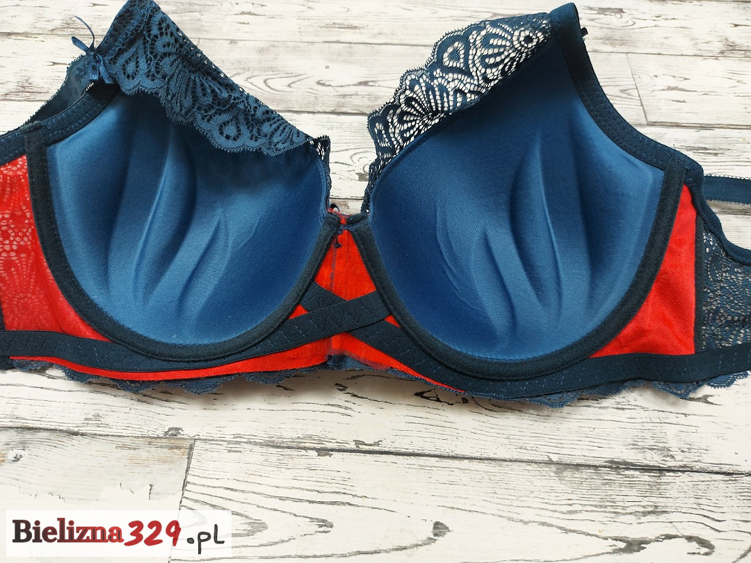Stanik D push-up Stanik D push-up