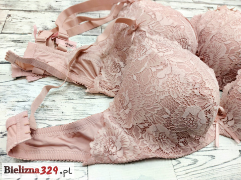 Biustonosz push up miseczka D Biustonosz push up miseczka D